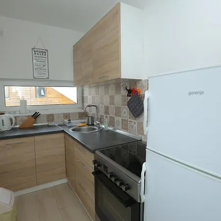 Nest Apartment