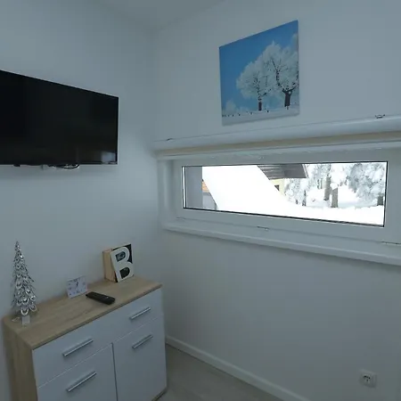 Nest Apartment *