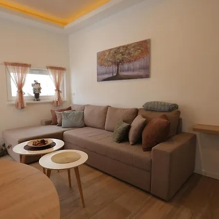 Apartment Nest *